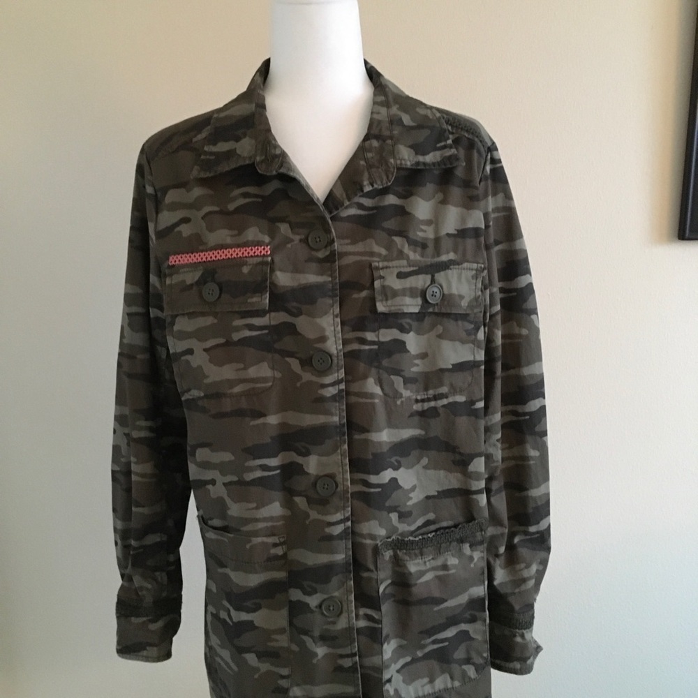 Camo shirt/jacket - Picture 6 of 8